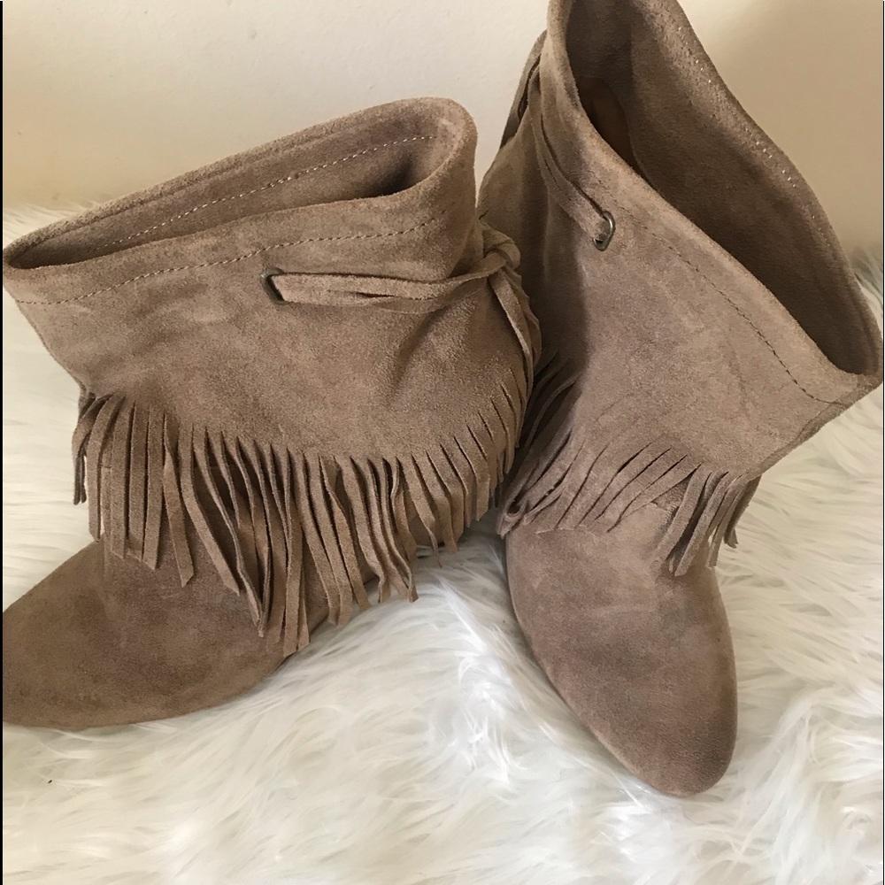 Ankle booties